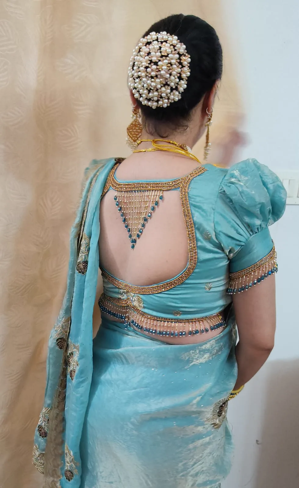 Aqua Tissue Saree with Pearl Latkan, photograph 2